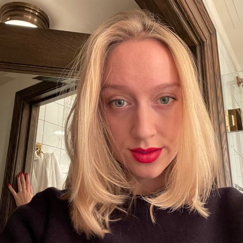 Meet your Posher, Elena